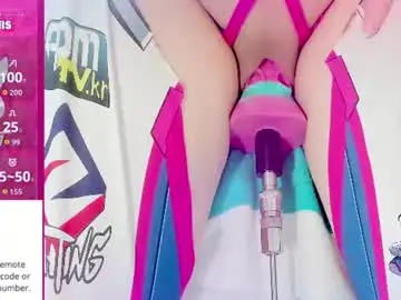 Chaturbate Live Sex Cam of daddyslittlegirl01