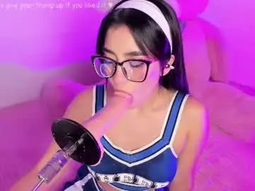 Chaturbate Watch Live Sex Cams of ibbiebennett_1