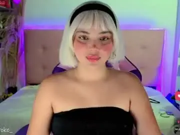 Chaturbate Nude Webcam of kylie_hottt_