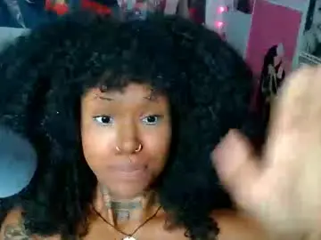 Chaturbate Nude Webcam of 00spookiebaddie00