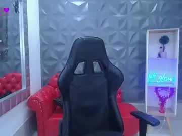 Chaturbate Live Sex Cam of cristal_war