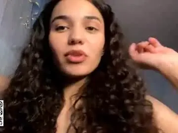 Chaturbate Nude Webcam of glendarobinson