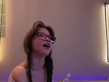 Chaturbate Best live sex cam show of kiramoonshines