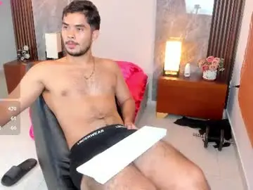 Chaturbate Live Sex Cam of luciano_vitale_
