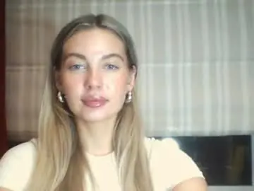 Chaturbate Live Sex Cam of viraya