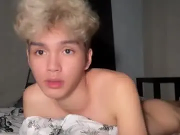 Chaturbate Live Sex Cam of camwithethan