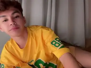 Chaturbate Live Sex Cam of camwithethan