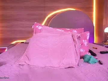 Chaturbate Watch Live Sex Cams of dannaberlin