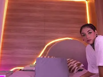 Chaturbate Watch Live Sex Cams of dannaberlin