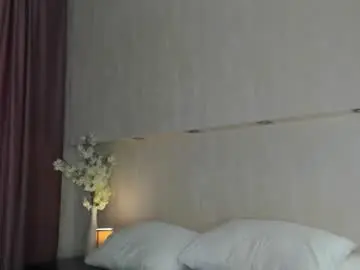 Chaturbate Live Sex Cam of lina_smilee