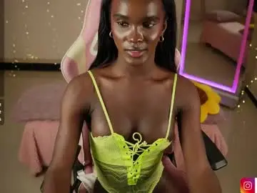 Chaturbate Best live sex cam show of luanarisque