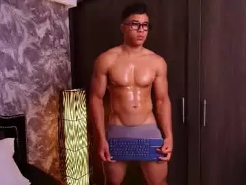 Chaturbate Best live sex cam show of sam_rouge
