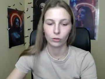 Chaturbate Live Sex Cam of stranger_giirl