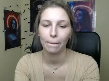 Chaturbate Watch Live Sex Cams of stranger_giirl