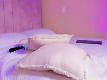 Chaturbate Live Sex Cam of ashley_beaomunt