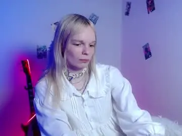 Chaturbate Watch Live Sex Cams of emily_nyaffe123