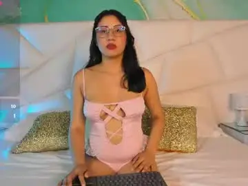 Chaturbate Live Sex Cam of evelyn_roosee