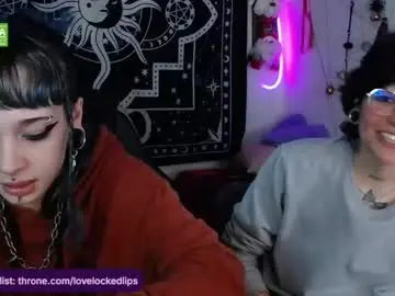 Chaturbate Live Sex Cam of lovelockedlips