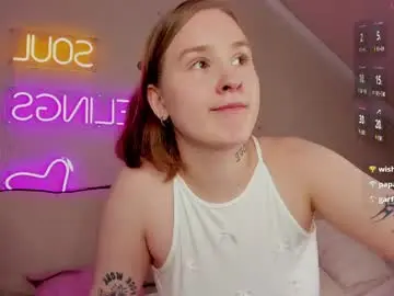 Chaturbate Live Sex Cam of tina_hicks