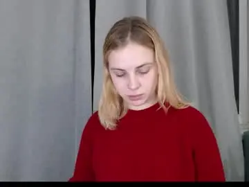 Chaturbate Live Sex Cam of alismoona