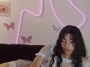 Chaturbate Nude Webcam of daviana_hill_