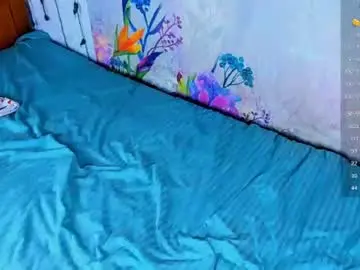 Chaturbate Live Sex Cam of gongjulee