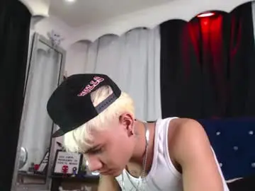 Chaturbate Free Live Porn of milan_anxel