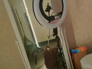 Chaturbate Free Live Porn of ambar_midnigth