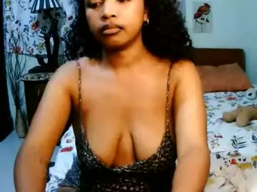 Chaturbate Nude Webcam of miel_07
