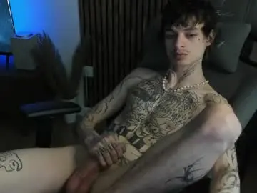 Chaturbate Live Sex Cam of oliverrgroove