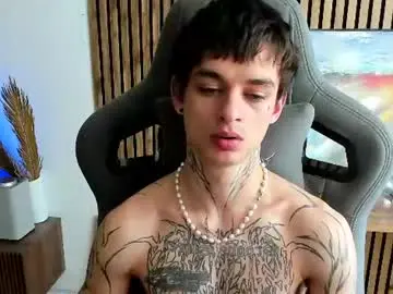 Chaturbate Free Porn Cam of oliverrgroove