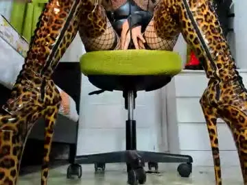 Chaturbate Adult Video Chat of mistresstiffany69