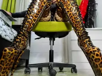 Chaturbate Live Sex Cam of mistresstiffany69