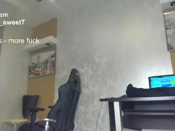 Chaturbate Live Porn of squirt_blondy