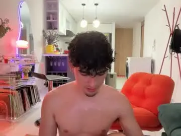 Chaturbate Watch Live Sex Cams of zenn_rush