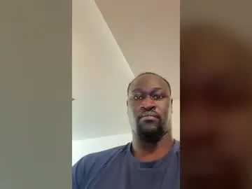 Chaturbate Nude Webcam of omiles21