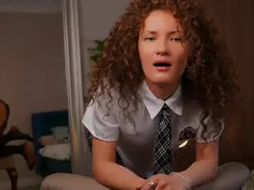 Chaturbate Sex Cam of curlypearly