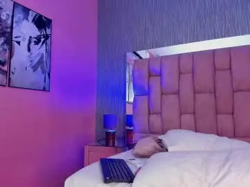 Chaturbate Live Sex Cam of lana_prince