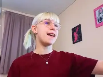 Chaturbate Nude Webcam of t_blonde