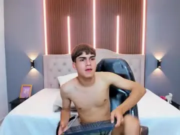 Chaturbate Best live sex cam show of tommy18__