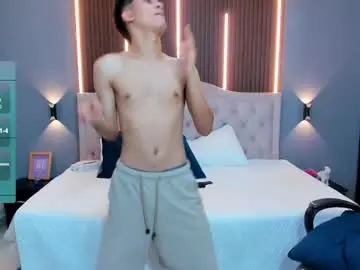 Chaturbate Watch Live Sex Cams of tommy18__