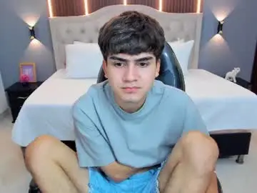 Chaturbate Live Sex of tommy18__
