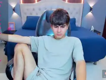 Chaturbate Live Sex of tommy18__