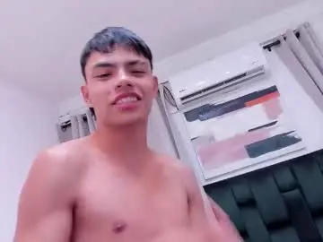 Chaturbate Live Sex Cam of wallen_couple