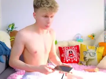 Chaturbate Adult Video Chat of landel_boy