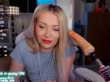 Chaturbate Live Porn of margohotty
