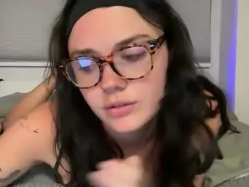 Chaturbate Best live sex cam show of queencassidyy