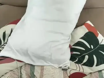 Chaturbate Free Porn Cam of suzysummerrrrrrrrr