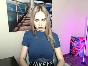 Chaturbate Sex Cam of erikagavin