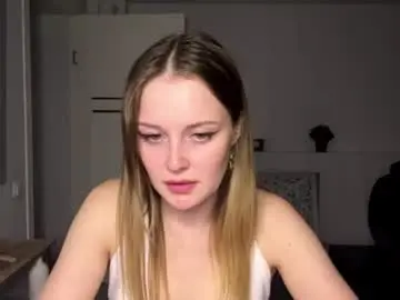 Chaturbate Watch Live Sex Cams of helen__eve